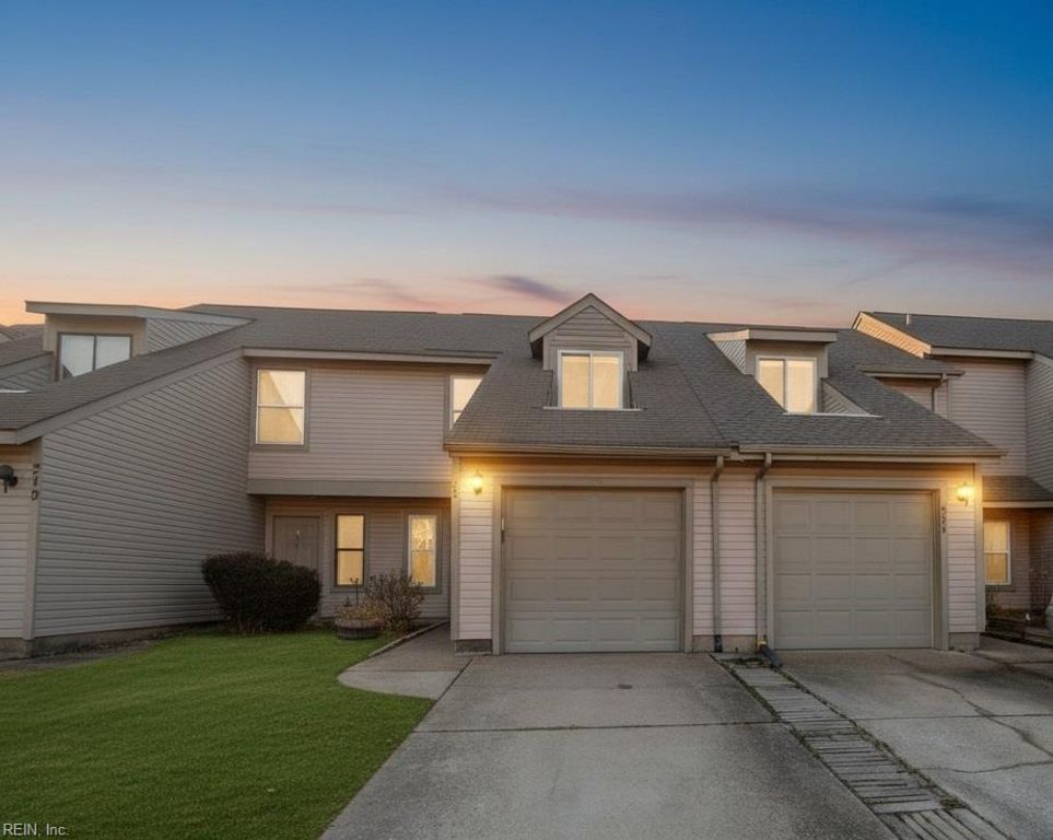 313 Woods Edge CT, Virginia Beach, VA 23462