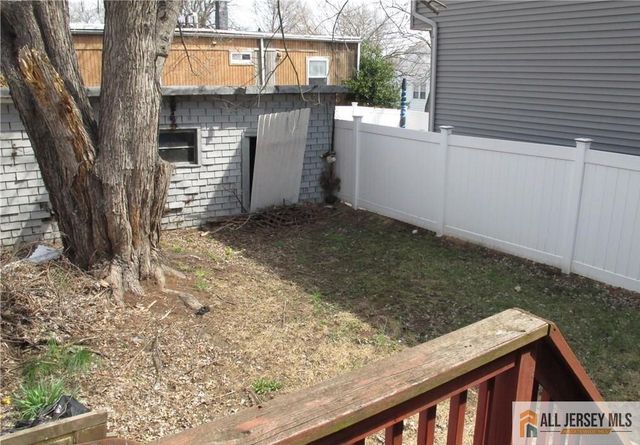 350 Summit Avenue, Perth Amboy, NJ 08861