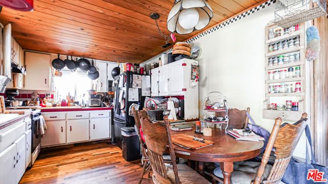 813 E Mountain View Boulevard, Other - See Remarks, CA 92314