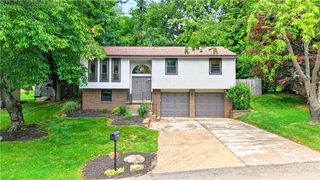 111 Meadow Ct, Ross Twp, PA 15229