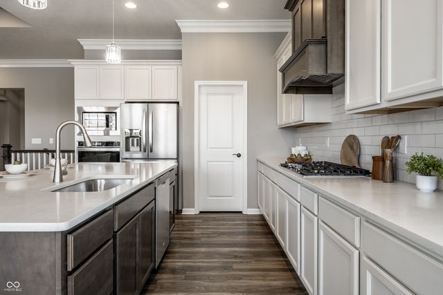 15196 Larchwood Drive, Westfield, IN 46074