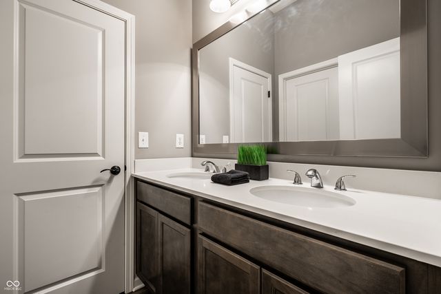 15196 Larchwood Drive, Westfield, IN 46074