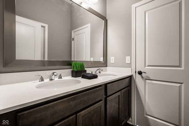 15196 Larchwood Drive, Westfield, IN 46074