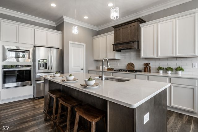15196 Larchwood Drive, Westfield, IN 46074