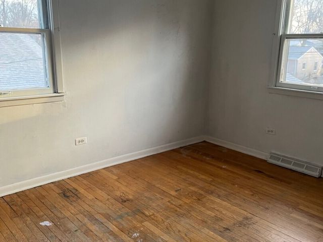 107 N Pierce Avenue, Wheaton, IL 60187