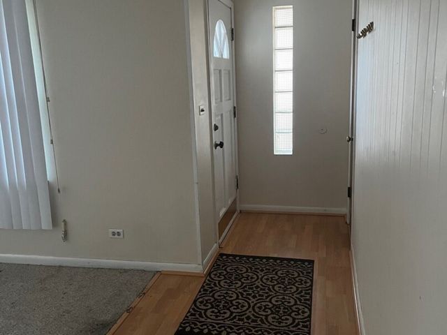 107 N Pierce Avenue, Wheaton, IL 60187