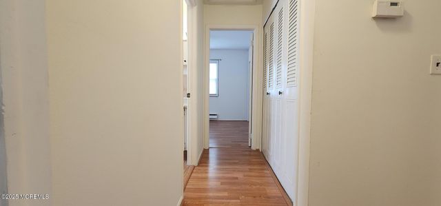 77 Brakenbury Drive, Toms River, NJ 08757