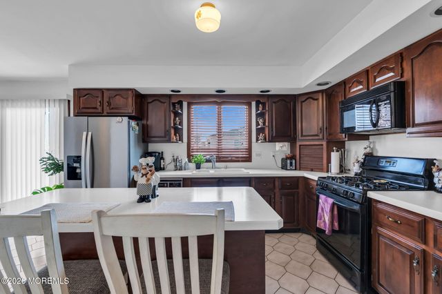 3239 Meadow Street, Toms River, NJ 08753