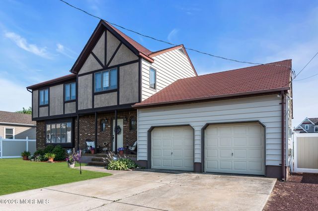 3239 Meadow Street, Toms River, NJ 08753