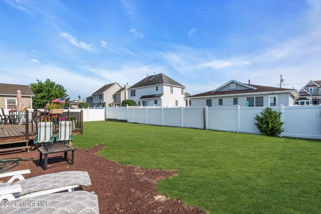 3239 Meadow Street, Toms River, NJ 08753