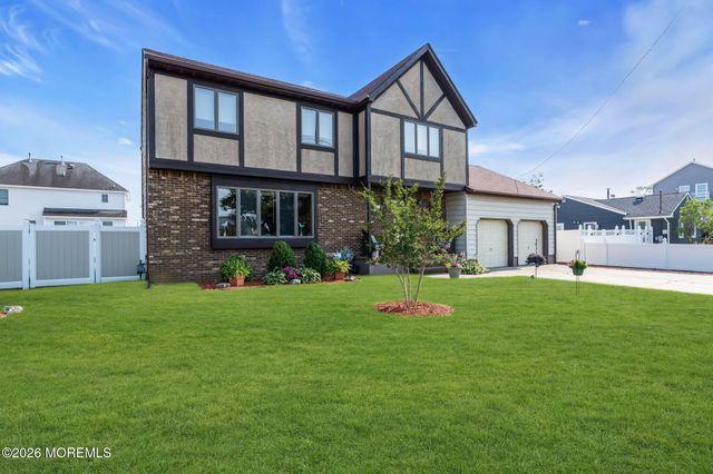 3239 Meadow Street, Toms River, NJ 08753