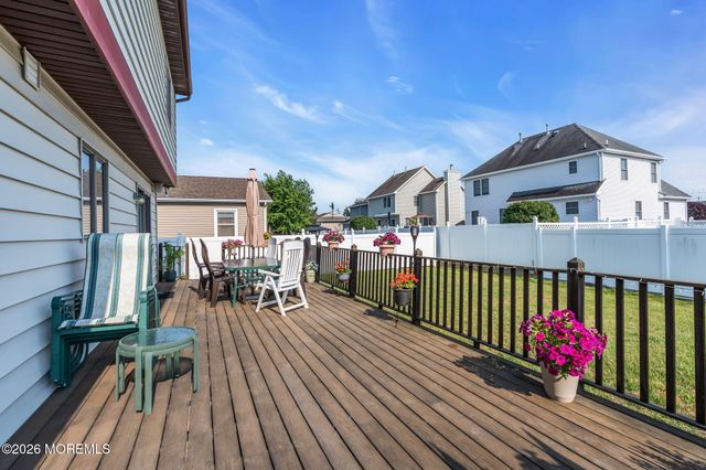 3239 Meadow Street, Toms River, NJ 08753