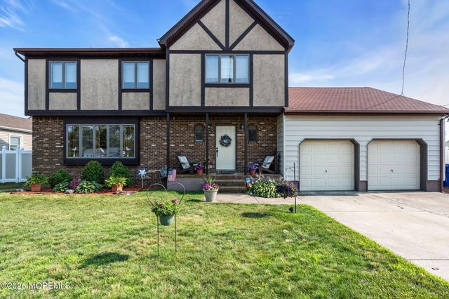 3239 Meadow Street, Toms River, NJ 08753