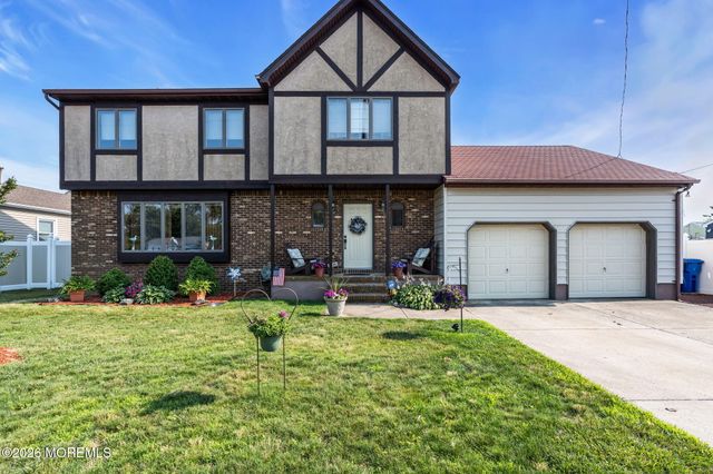 3239 Meadow Street, Toms River, NJ 08753