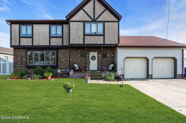 3239 Meadow Street, Toms River, NJ 08753