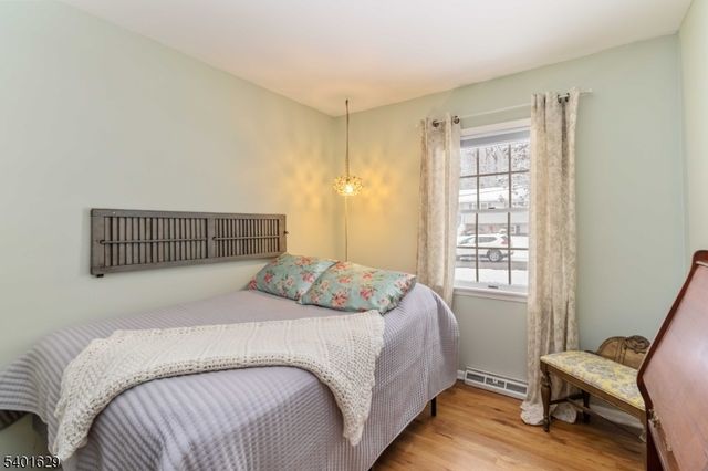 23 Hancock Dr, West Milford Twp., NJ 07480