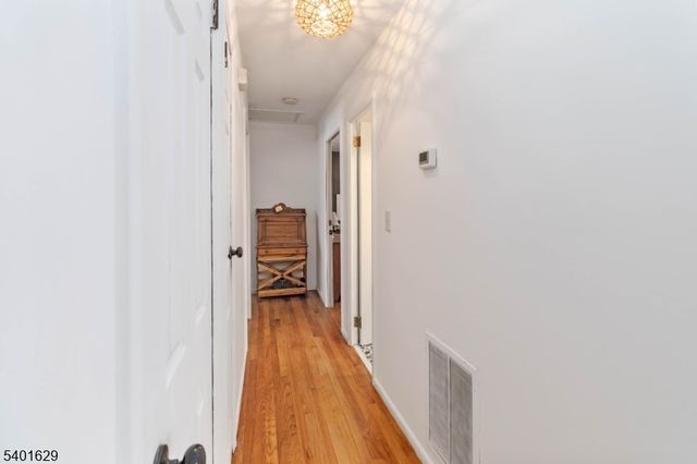 23 Hancock Dr, West Milford Twp., NJ 07480