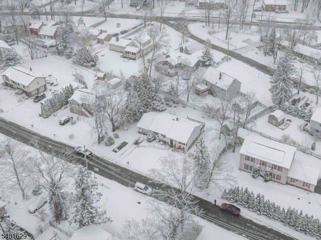 23 Hancock Dr, West Milford Twp., NJ 07480