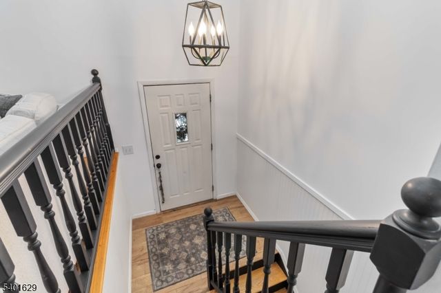 23 Hancock Dr, West Milford Twp., NJ 07480