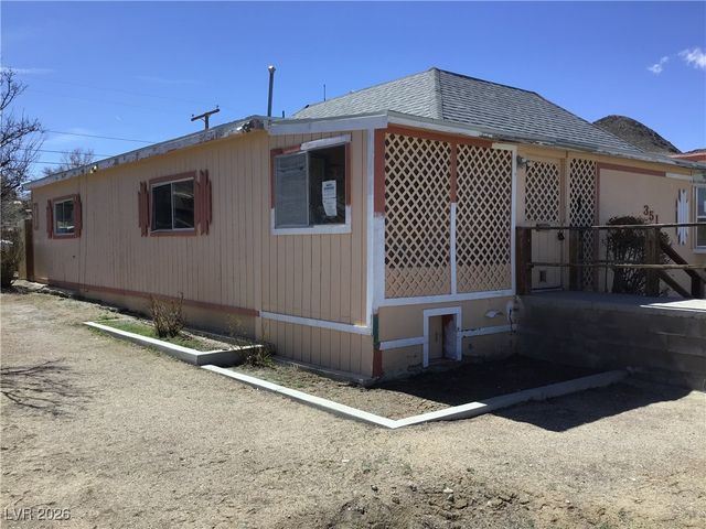 383 South Prospect Street, Tonopah, NV 89049
