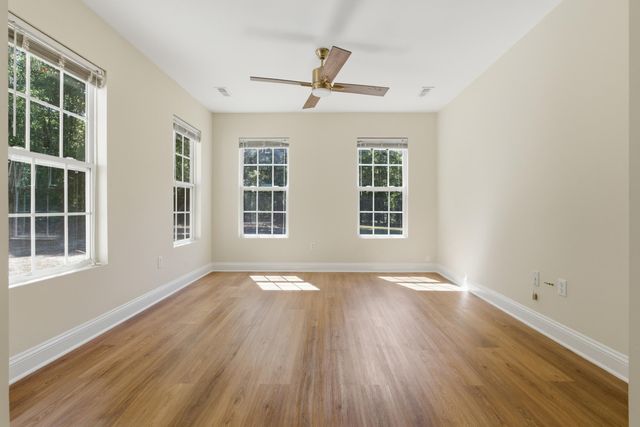 956 Saint Matthews Road, Saint Matthews, SC 29135