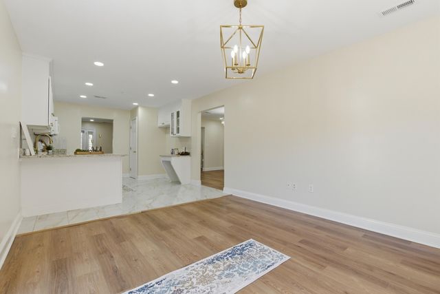 956 Saint Matthews Road, Saint Matthews, SC 29135
