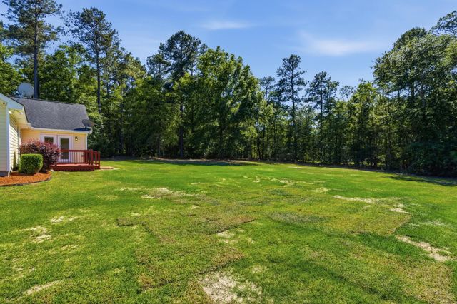956 Saint Matthews Road, Saint Matthews, SC 29135