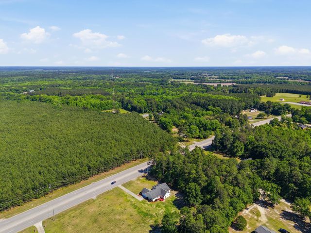 956 Saint Matthews Road, Saint Matthews, SC 29135