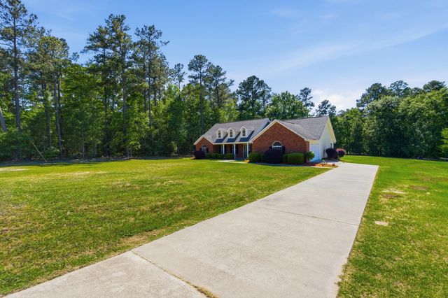 956 Saint Matthews Road, Saint Matthews, SC 29135