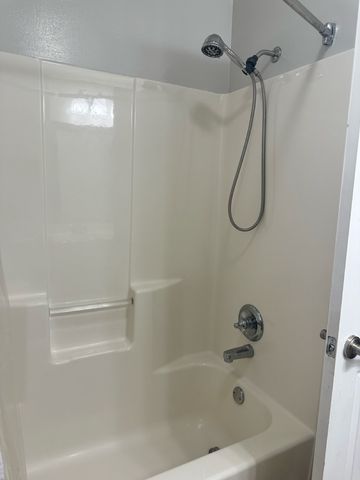 5805 Bluebonnett Drive, Bossier City, LA 71112