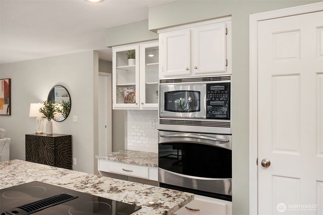 13014 NE 197th Place, Woodinville, WA 98072