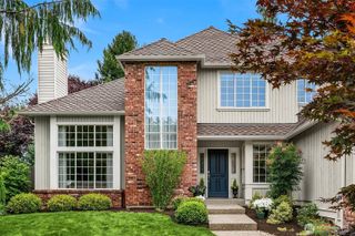 13014 NE 197th Place, Woodinville, WA 98072