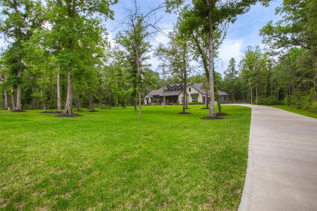 12915 Oak Barrel Road, Willis, TX 77378