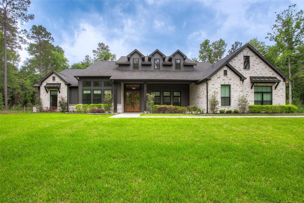 12915 Oak Barrel Road, Willis, TX 77378