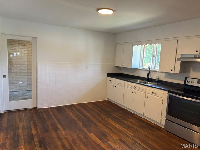 2120 Washington Avenue, Alton, IL 62002