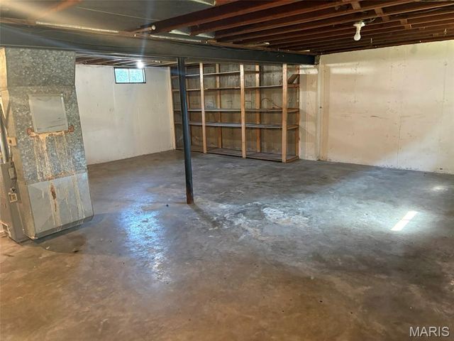 2120 Washington Avenue, Alton, IL 62002