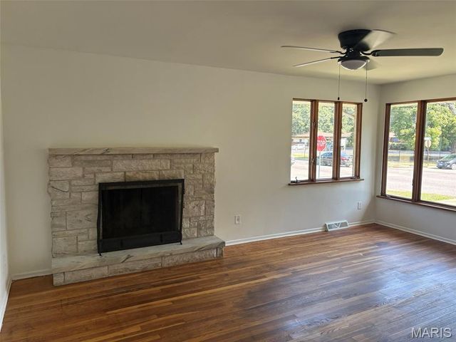 2120 Washington Avenue, Alton, IL 62002
