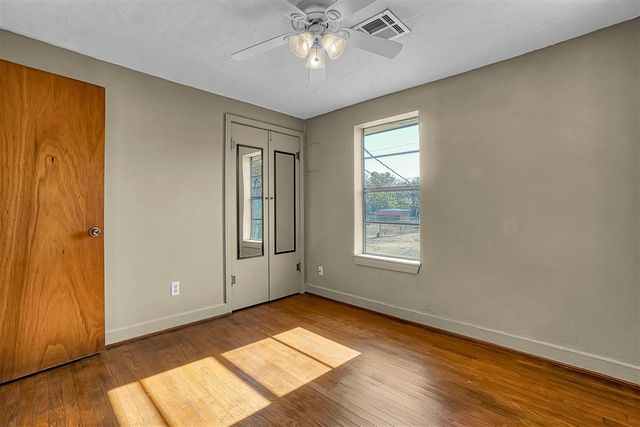 1814 NW Dearborn Ave, Lawton, OK 73507