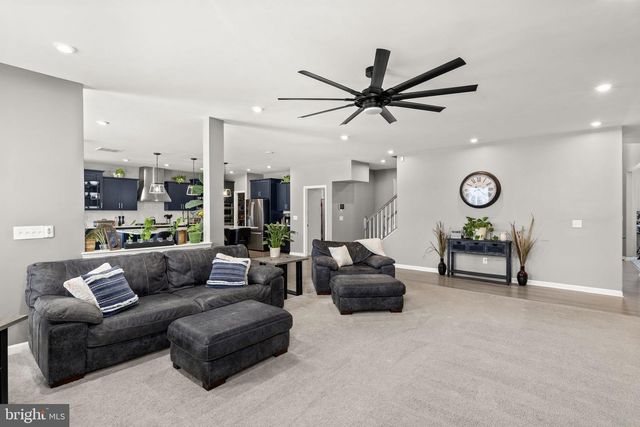 9305 SPRING HILL LN, Fredericksburg, VA 22408