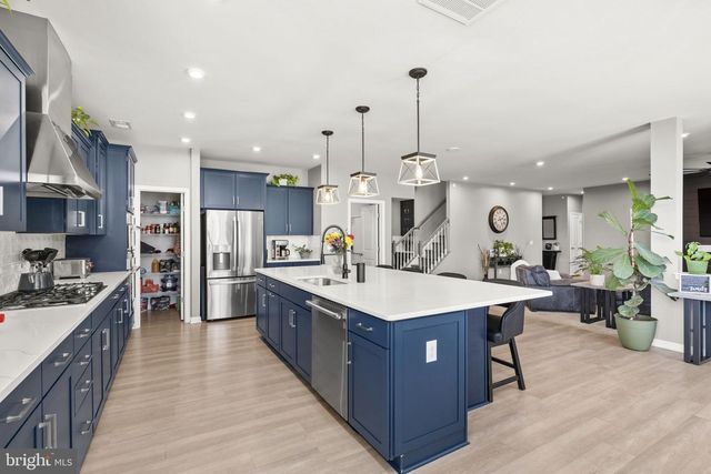 9305 SPRING HILL LN, Fredericksburg, VA 22408