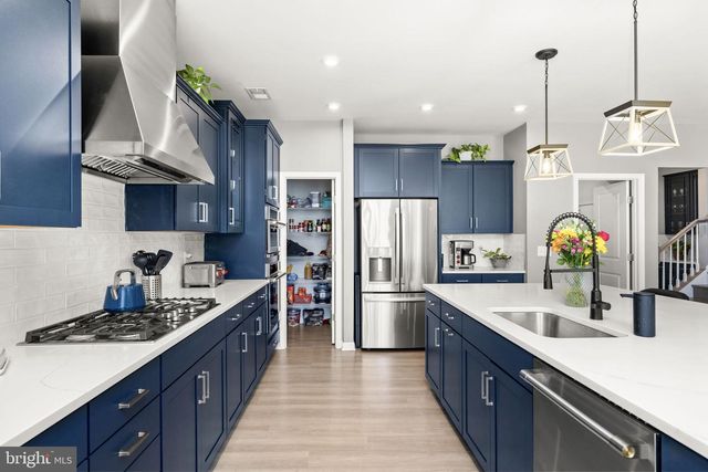 9305 SPRING HILL LN, Fredericksburg, VA 22408