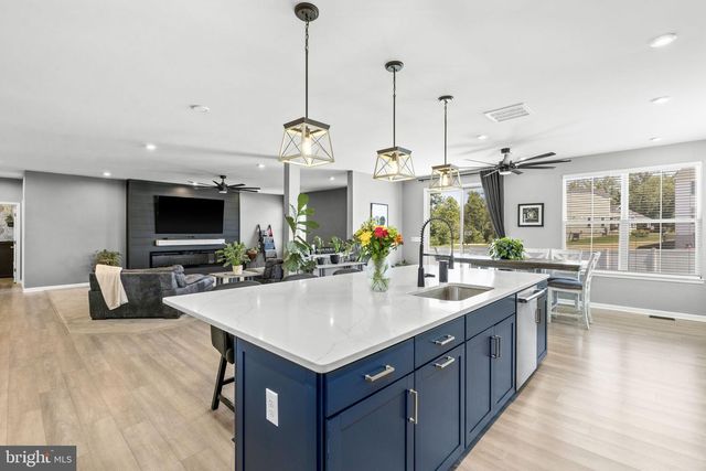 9305 SPRING HILL LN, Fredericksburg, VA 22408