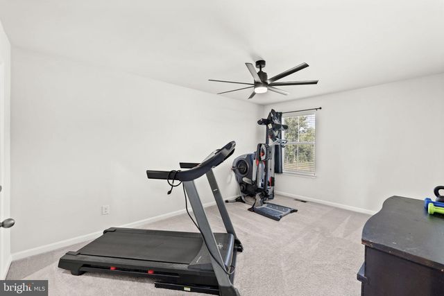 9305 SPRING HILL LN, Fredericksburg, VA 22408