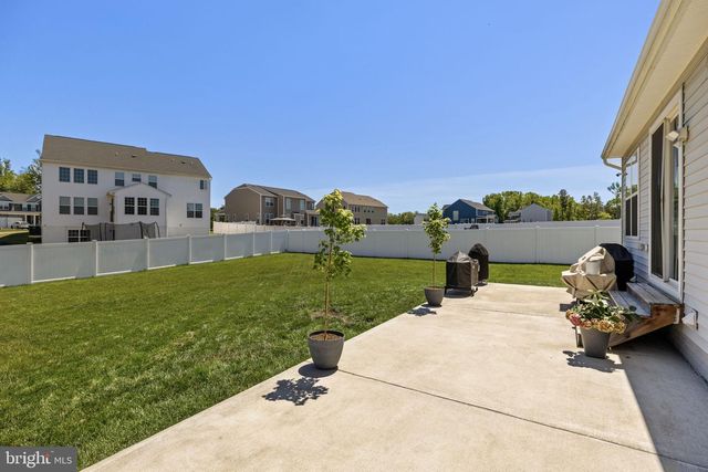 9305 SPRING HILL LN, Fredericksburg, VA 22408