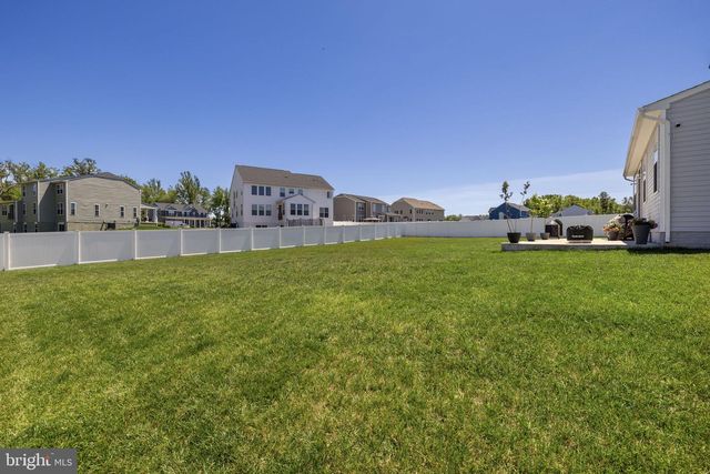 9305 SPRING HILL LN, Fredericksburg, VA 22408