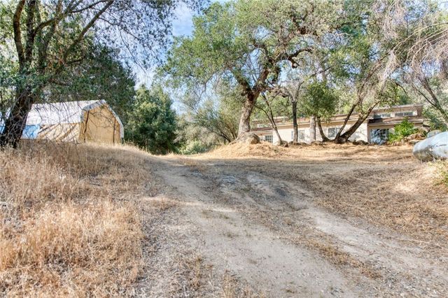 43867 Trabuco Court, Coarsegold, CA 93614