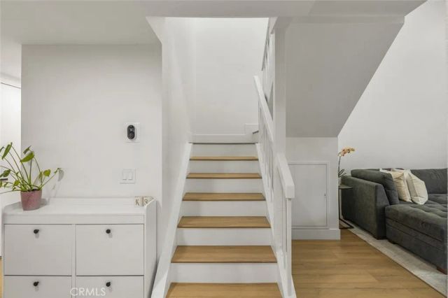 20 Marigold 15, Irvine, CA 92614