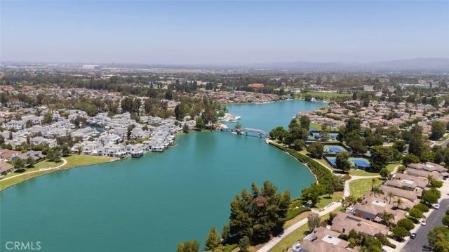 20 Marigold 15, Irvine, CA 92614