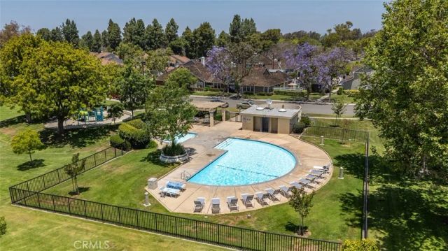 20 Marigold 15, Irvine, CA 92614