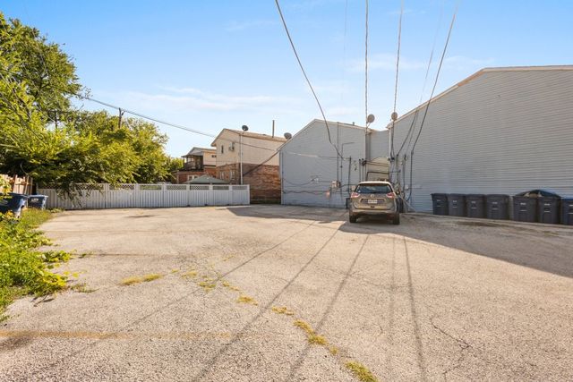 2101 S 4th Avenue B, Maywood, IL 60153